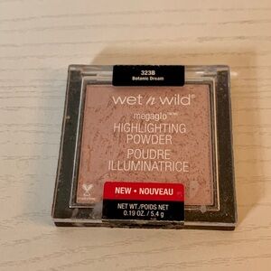Wet n Wild Megaglo Highlighting Powder 323b Botanic Dream *USED* Shimmer Pink
